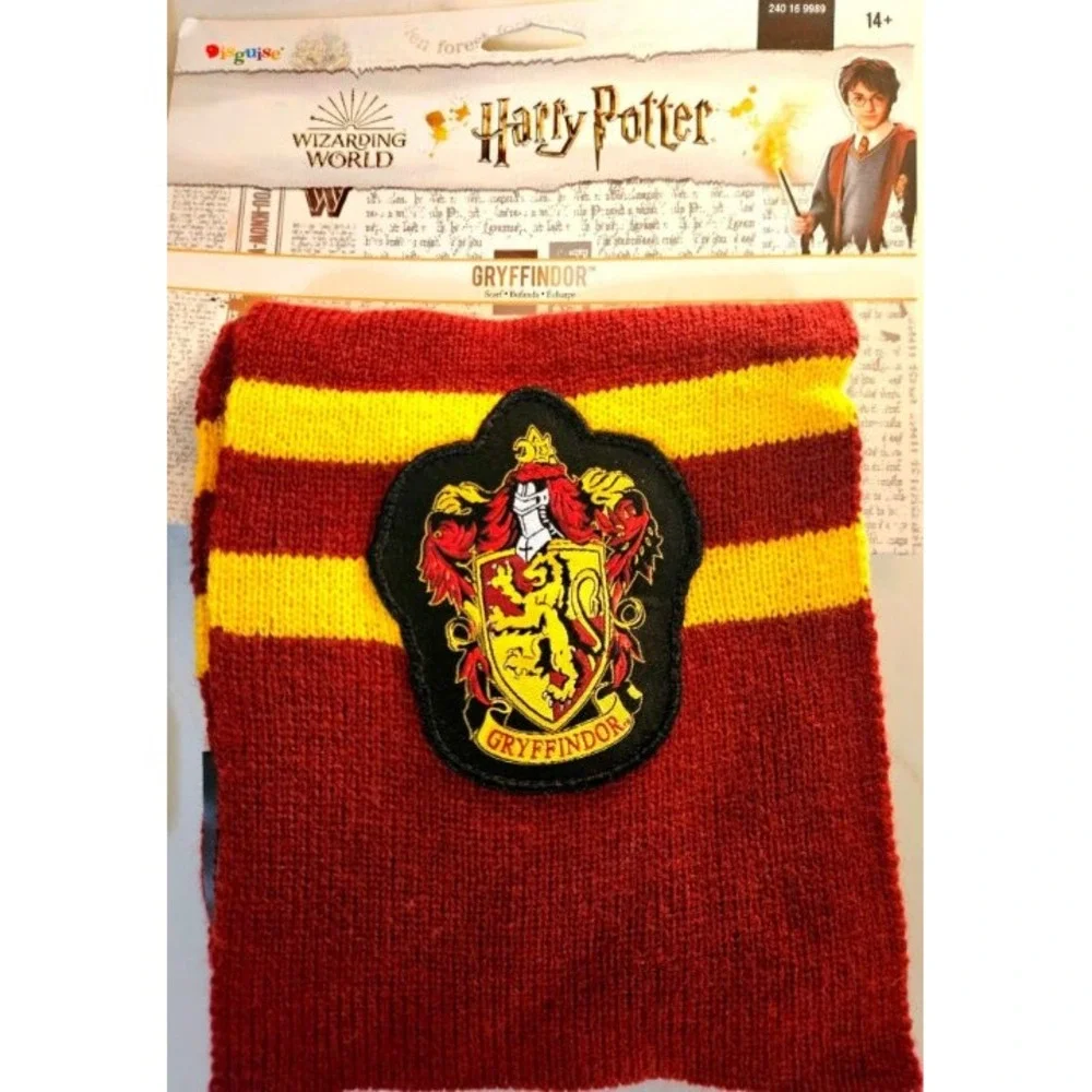 Disguise Harry Potter Wizarding World Gryffindor and Ravenclaw Knit Scarves